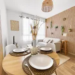 Cosy A Deux Pas De La Gare Apartamento *